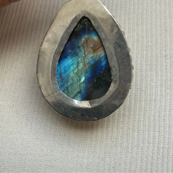 Teardrop Shape Labradorite Pendant - Unique Blue Flash - Picture 4 of 10